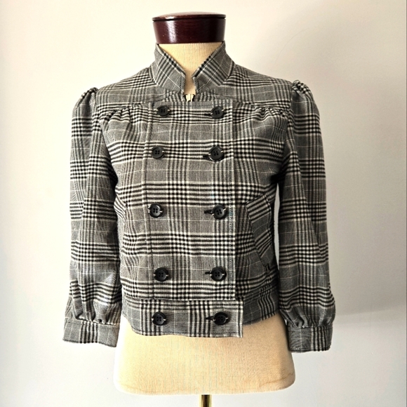 GUESS Plaid black & white cropped Jacket. Size small - Picture 1 of 10